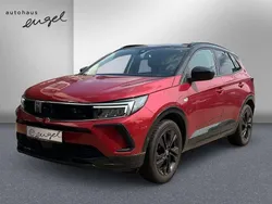 Rubin rot metallic Gebraucht 2023 Opel Grandland X SUV | 23.789 € (Fairer Preis)