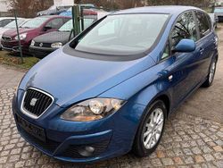 Blau Gebraucht 2012 Seat Altea Ecomotive Van / Kleinbus | 6.999 € (Etwas zu teuer)