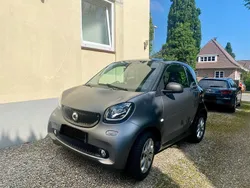 Grau Gebraucht 2017 Smart ForTwo Coupé Passion Kleinwagen | 8.200 € (Guter Preis)