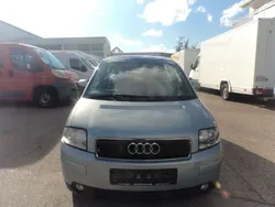 Blau Gebraucht 2002 Audi A2 Kleinwagen | 2.999 € (Guter Preis)