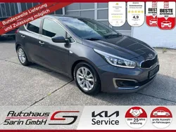 Grau Gebraucht 2015 Kia Ceed DREAM-TEAM Edition Limousine | 8.999 € (Fairer Preis)