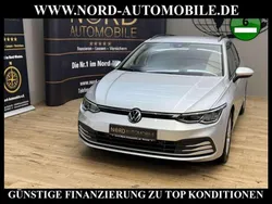 Silber Gebraucht 2021 VW Golf VIII Life Kombi | 19.650 € (Fairer Preis)