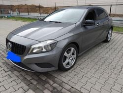 Grau Gebraucht 2015 Mercedes A180 Limousine | 7.900 € (Guter Preis)