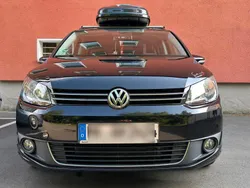Schwarz Gebraucht 2012 VW Touran Van / Kleinbus | 12.999 €