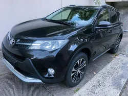 Braun Gebraucht 2015 Toyota RAV4 Edition-S SUV | 16.950 € (Fairer Preis)