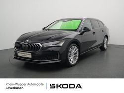 Ebony schwarz metallic Gebraucht 2024 Skoda Superb LAURIN & KLEMENT Kombi | 44.480 € (Fairer Preis)