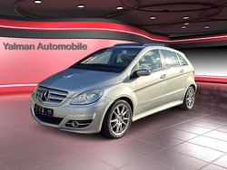 Silber Gebraucht 2009 Mercedes B200 Van / Kleinbus | 7.990 € (Fairer Preis)