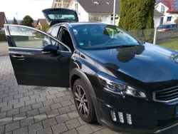 Braun metallic Gebraucht 2015 Peugeot 508 RXH Kombi | 15.900 €