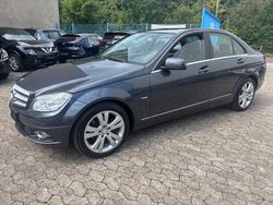 Grau Gebraucht 2009 Mercedes C180 Limousine | 8.900 € (Fairer Preis)