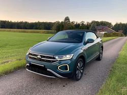 Blau Gebraucht 2023 VW T-Roc Cabriolet Move Cabrio | 24.449 € (Guter Preis)