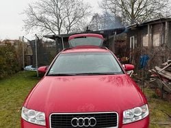 Rot Gebraucht 2003 Audi A4 Kombi | 1.500 € (Superpreis)