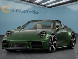 Grün Neu 2025 Porsche 911 Targa 4S Cabrio | 223.629 €