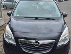 Schwarz Gebraucht 2010 Opel Meriva Innovation Van / Kleinbus | 4.000 € (Fairer Preis)
