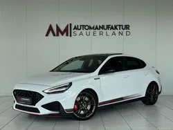 Weiß Gebraucht 2022 Hyundai i30 Limousine | 35.190 € (Teuer)