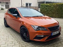 Orange Gebraucht 2018 Cupra Leon Limousine | 20.500 € (Fairer Preis)