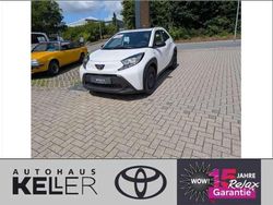 Schneeweiß Neu 2025 Toyota Aygo X Business Edition SUV | 18.360 €