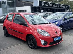 Hellrot Gebraucht 2011 Renault Twingo Authentique Kleinwagen | 2.890 € (Fairer Preis)