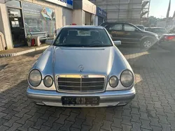 Gebraucht 1995 Mercedes E200 Kombi | 4.500 €