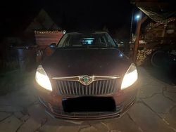 Rot Gebraucht 2011 Skoda Fabia Classic Kombi | 4.900 € (Fairer Preis)