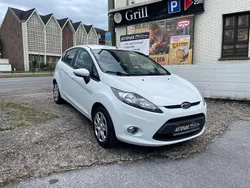 Weiß Gebraucht 2012 Ford Fiesta Trend Kleinwagen | 5.250 € (Fairer Preis)
