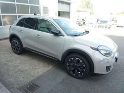 Beige Gebraucht 2024 Fiat 600 La Prima SUV | 29.990 €