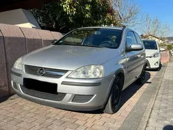 Silber Gebraucht 2004 Opel Corsa Kleinwagen | 1.100 € (Fairer Preis)