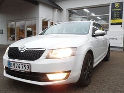 Weiß Gebraucht 2014 Skoda Octavia Elegance Kombi | 4.600 €