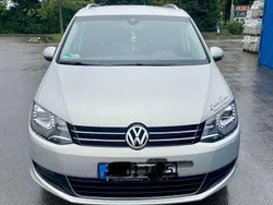 Grau Gebraucht 2014 VW Sharan Cup Van / Kleinbus | 14.200 € (Superpreis)