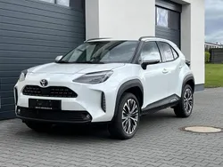 Neu 2025 Toyota Yaris Cross Elegant SUV | 31.079 €