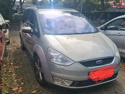 Grün Gebraucht 2009 Ford Galaxy Van / Kleinbus | 4.499 € (Fairer Preis)