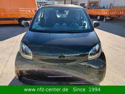 Schwarz Gebraucht 2021 Smart ForTwo Electric Drive Coupé | 9.522 € (Fairer Preis)