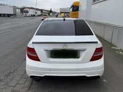 Weiß Gebraucht 2013 Mercedes C220 Avantgarde Limousine | 11.800 € (Etwas zu teuer)