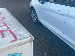 Weiß Gebraucht 2017 Ford Fiesta Kleinwagen | 6.500 € (Fairer Preis)