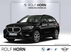 Saphirschwarz metallic Gebraucht 2021 BMW X1 Sport Line SUV | 25.520 € (Fairer Preis)