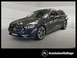 Grau Gebraucht 2024 Mercedes E220 Avantgarde Limousine | 44.989 € (Superpreis)