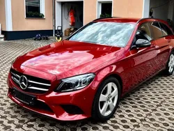 Rot Gebraucht 2019 Mercedes 220 Kombi | 22.800 € (Superpreis)