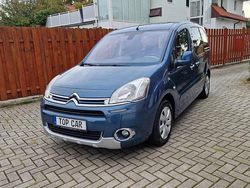 Bleu kyanos Gebraucht 2014 Citroën Berlingo SELECTION Van / Kleinbus | 8.999 € (Fairer Preis)
