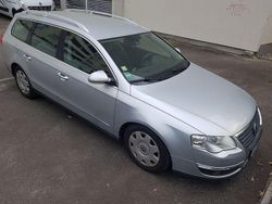 Grau Gebraucht 2006 VW Passat Highline Kombi | 2.650 € (Superpreis)