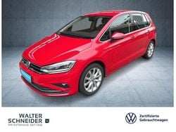 Tornadorot Gebraucht 2019 VW Golf Sportsvan Highline Van / Kleinbus | 18.850 € (Fairer Preis)