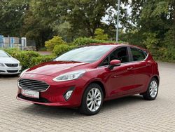 Rot Gebraucht 2019 Ford Fiesta Titanium Kleinwagen | 11.990 € (Fairer Preis)