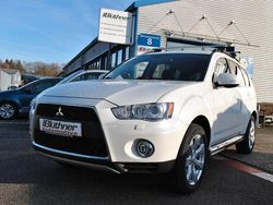 Weiß Gebraucht 2012 Mitsubishi Outlander SUV | 5.990 € (Fairer Preis)