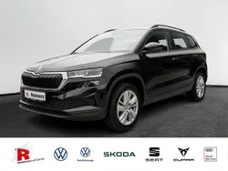 Schwarz Gebraucht 2024 Skoda Karoq Selection SUV | 32.240 € (Fairer Preis)