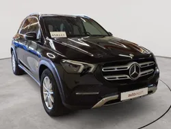 Obsidianschwarz metallic Gebraucht 2021 Mercedes GLE350e SUV | 47.990 € (Guter Preis)