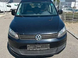 Schwarz Gebraucht 2013 VW Caddy Maxi Trendline Van / Kleinbus | 5.950 € (Fairer Preis)