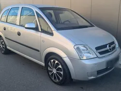 Silber Gebraucht 2003 Opel Meriva Enjoy Van / Kleinbus | 2.590 € (Etwas zu teuer)