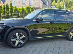 Schwarz Gebraucht 2021 Mercedes GLB200 SUV | 25.750 € (Fairer Preis)