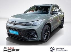 Cipressinogrün metallic Gebraucht 2024 VW Tiguan R-line SUV | 43.975 € (Guter Preis)
