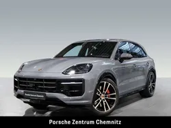 Grau Gebraucht 2024 Porsche Cayenne GTS SUV | 144.950 €