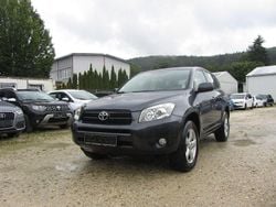 Grau Gebraucht 2007 Toyota RAV4 Sol SUV | 9.900 € (Etwas zu teuer)