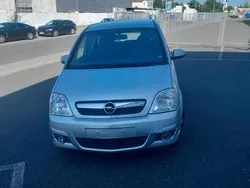 Blau Gebraucht 2006 Opel Meriva Van / Kleinbus | 1.600 € (Guter Preis)
